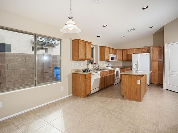 5th image of 4822 W Samantha Way
