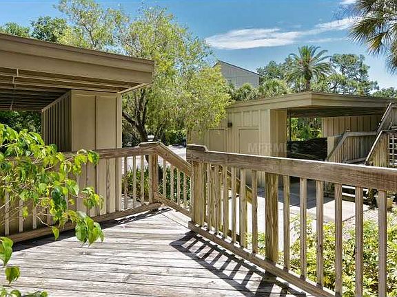 2nd image of 5383 Lake Arrowhead Trl