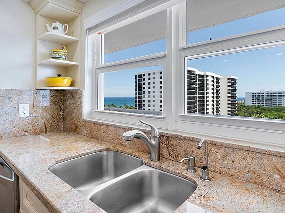 5th image of 3300 S OCEAN Boulevard #1021-C