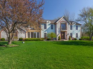 11N145 Lamont Ct, Elgin, IL 60124