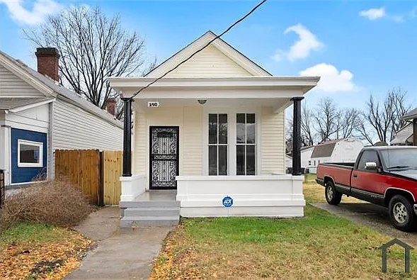 2910 W Main St — Photo 2