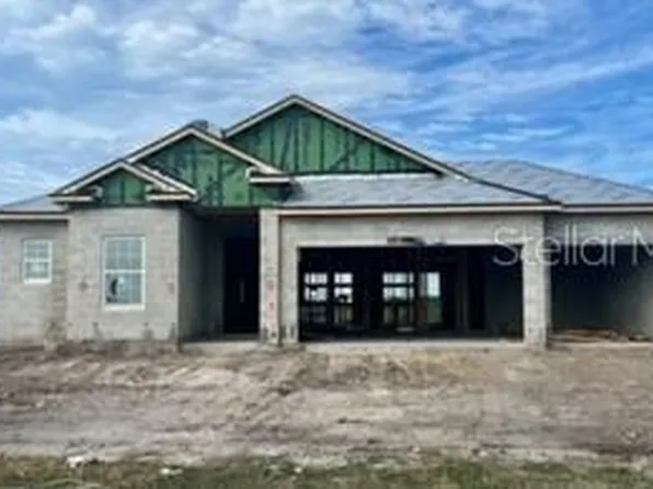 2105 Citrus Breeze Dr, Bradenton, FL 34208