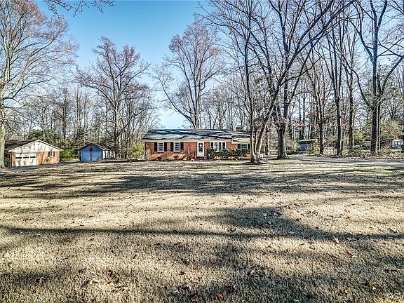 5th image of 205 Antioch Dr