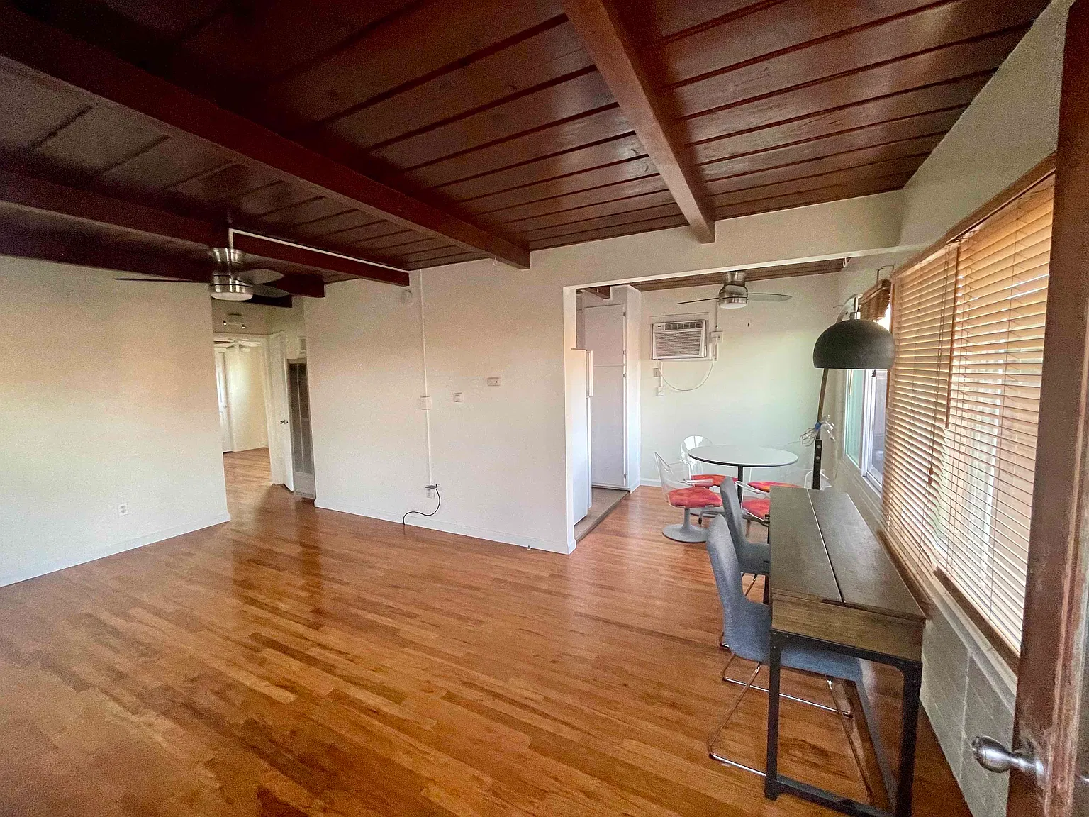 2 bed, 750 sqft, $3,300 — Photo 3