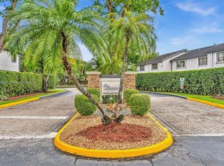 11042 SW 154th Pl, Miami, FL 33196