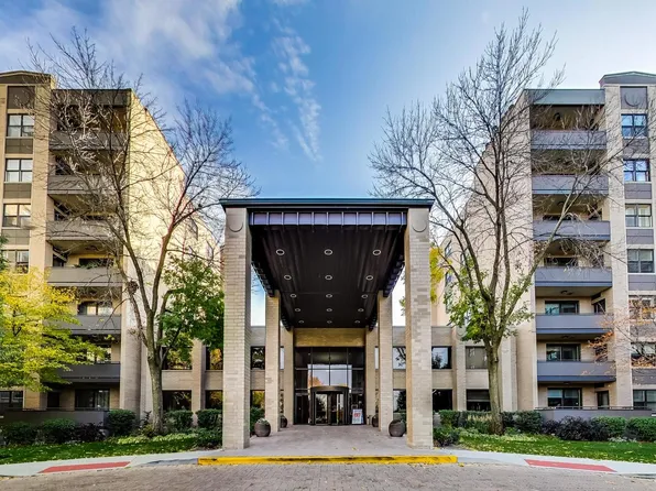 4545 W Touhy Ave APT 116, Lincolnwood, IL 60712