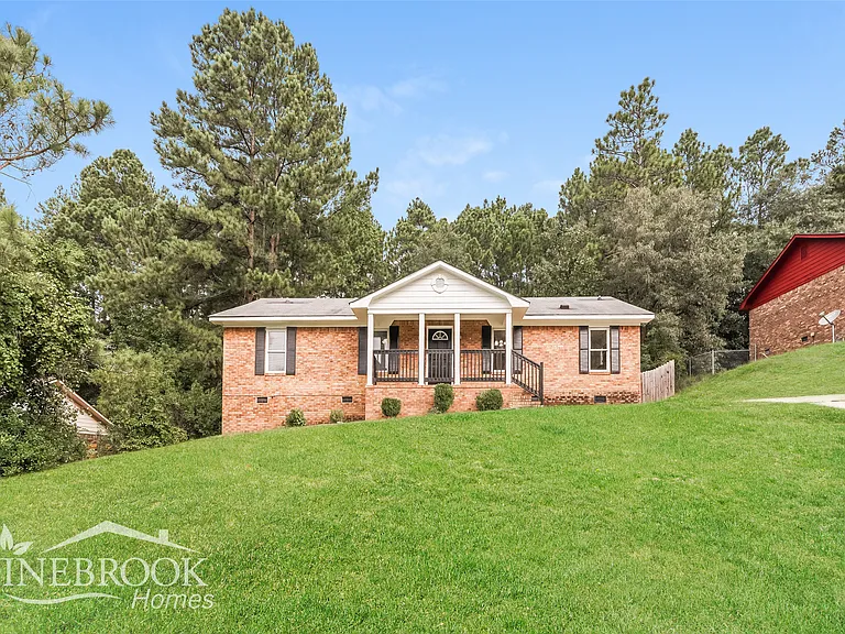 2315 Rutherford Ave — Photo 1