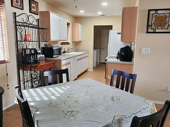 Dining-Kitchen_12122023