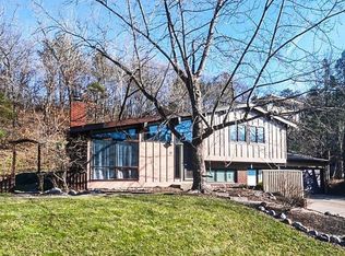 69 Ogden Rd, Portage, IN 46368