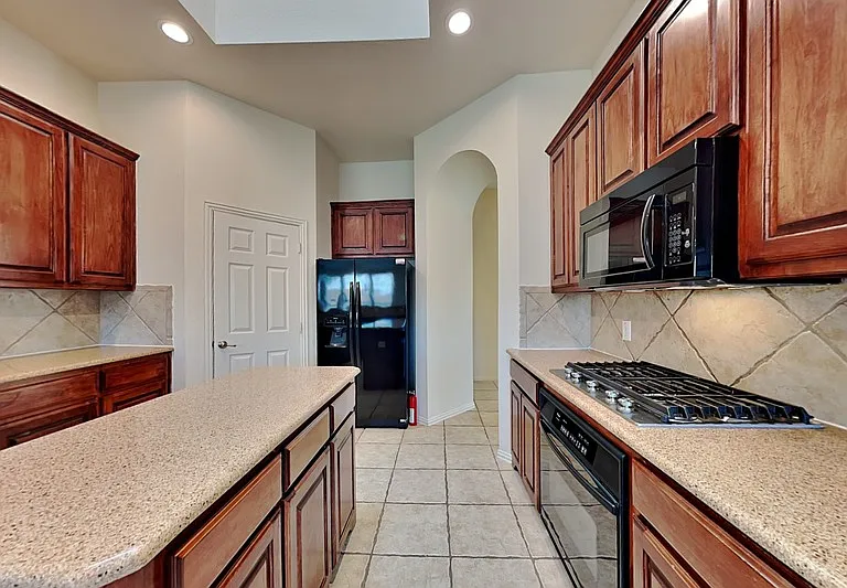15748 Appaloosa Dr — Photo 5