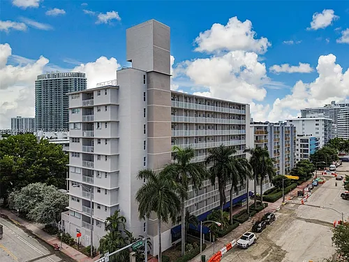 1300 Lincoln Rd Photo 1