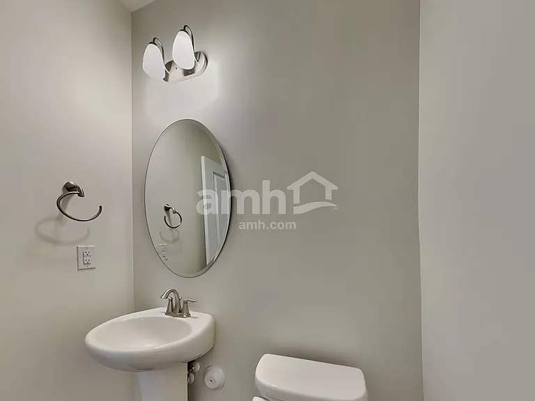 165 Stowe Rd — Photo 8