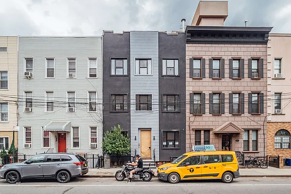 Rented by Nooklyn NYC LLC | media 39