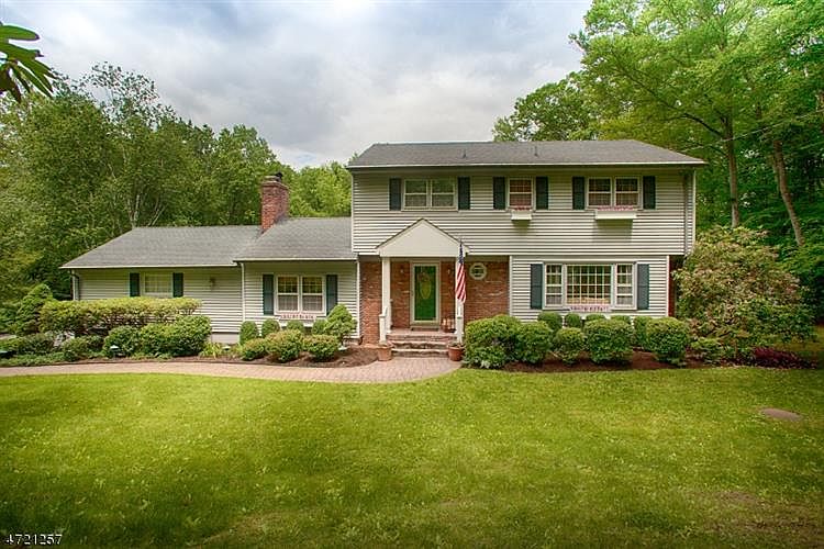6 Thackery Ln, Mendham, NJ 07945 Zillow