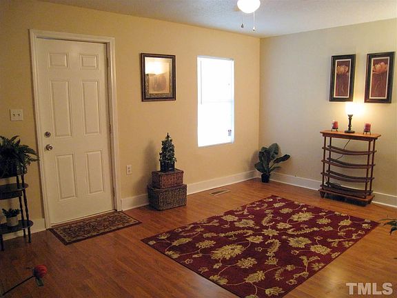 5th image of 1220 Dawkins St