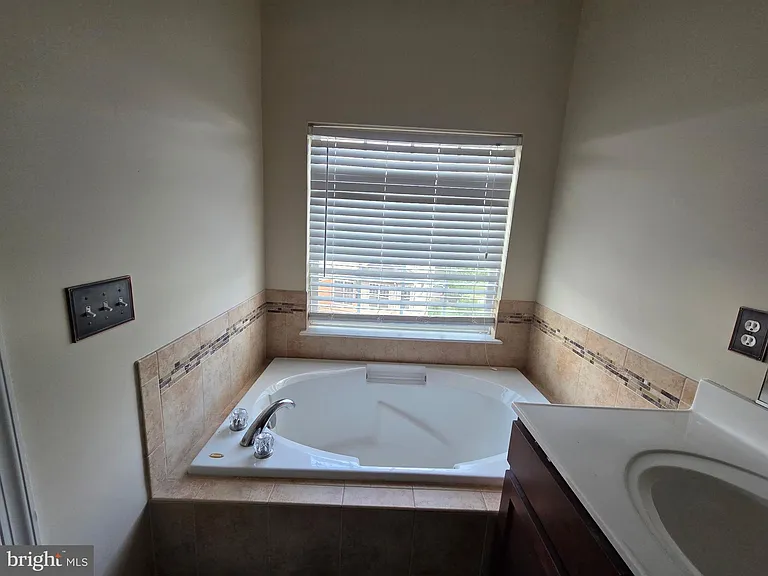 344 Woodstream Blvd — Photo 6