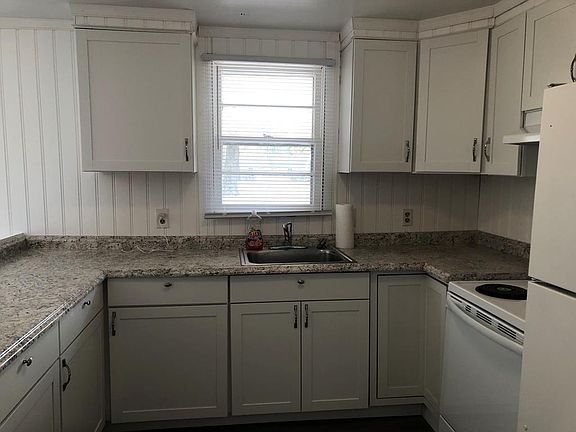 4th image of 315 Murphys Pl