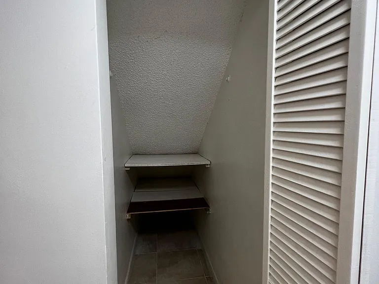 9645 SW 148th Pl — Photo 11