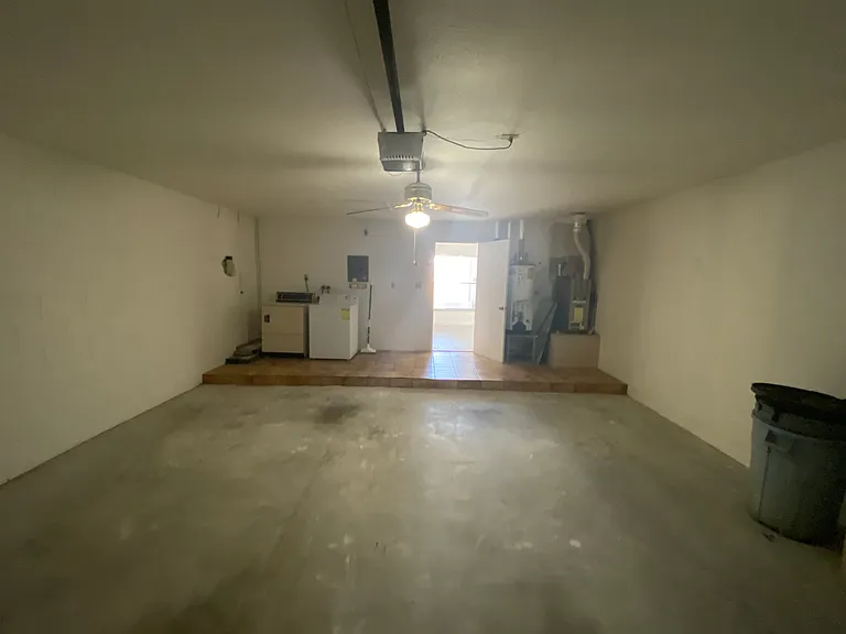 2403 Albaca Dr — Photo 5