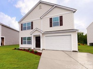 96 Creekwalk Ln, Waynesville, NC 28785