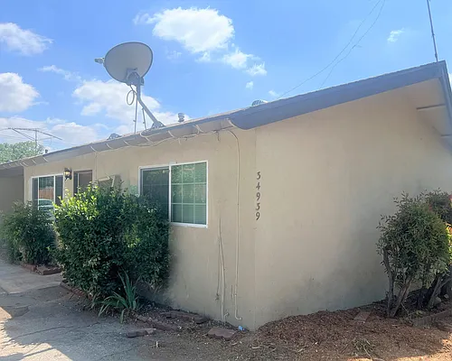 34939 Cedar Ave Photo 1