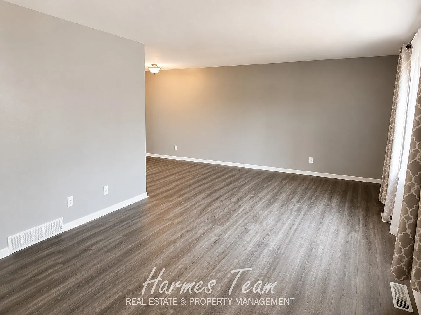 5 bed, 3.0 bath, 2303 sqft, $2,500 — Photo 3