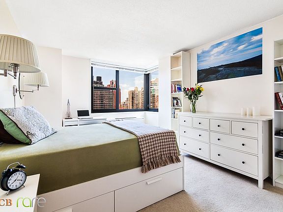5th image of 340 E 93rd St APT 26B