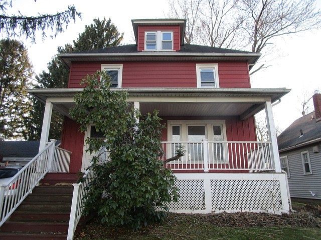 1st image of 90 Burdick Ave