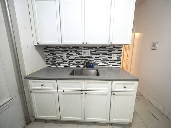 3rd image of 34-21 37th St #1CC