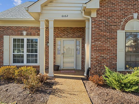 3rd image of 6062 Sunrise Cir