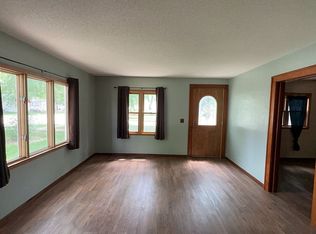 112 E 4th St, Sanborn, IA 51248
