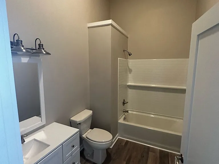 Ray Commons — Photo 18