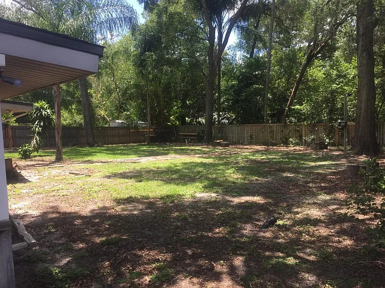 1608 Oranole Rd — Photo 18