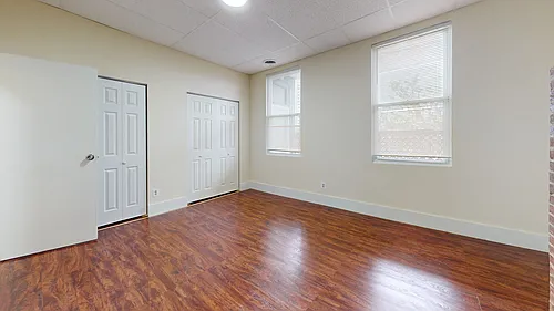 Floor plan 2100-1R
