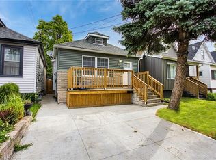 143 McAnulty Blvd, Hamilton, ON L8H3H6