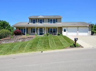 9 Country Trl, Binghamton, NY 13905