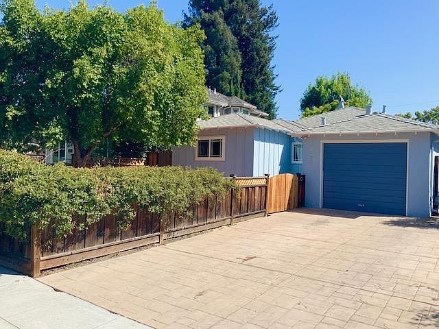 1st image of 2555 Ramona St