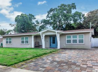 221 S Lorraine Dr, Mary Esther, FL 32569