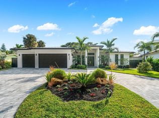 902 Robert Rd, Delray Beach, FL 33483