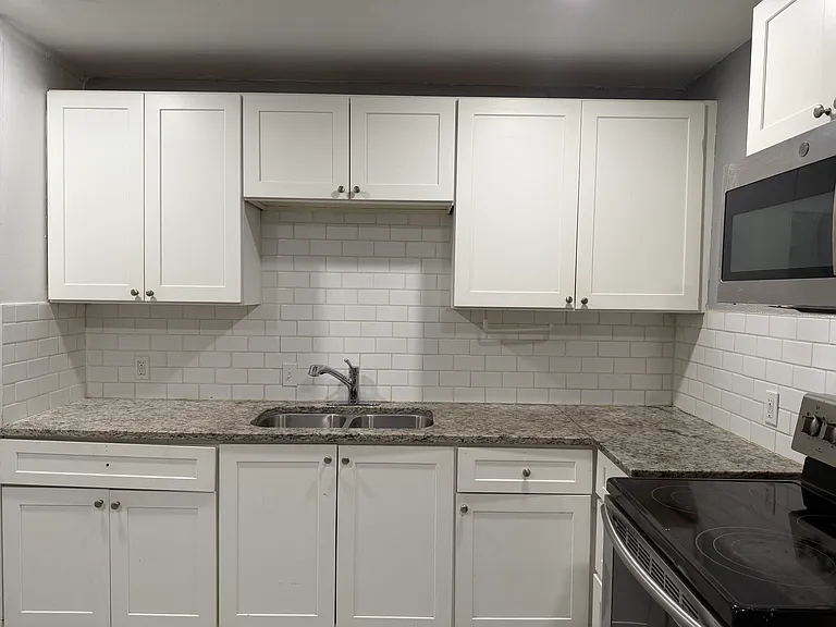 2507 Normont Cir — Photo 4