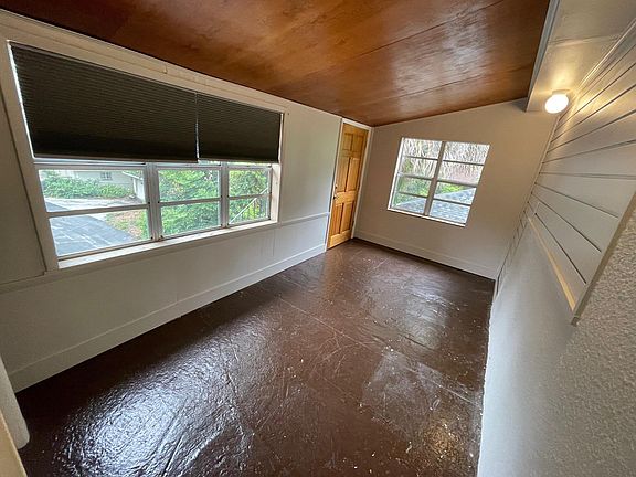 3rd image of 715 Orange Park Ave #B