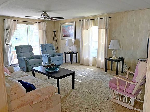 2nd image of 3150 NE 36th Ave #561