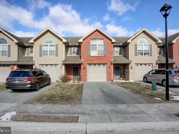 735 Bassett Dr, Chambersburg, PA 17201