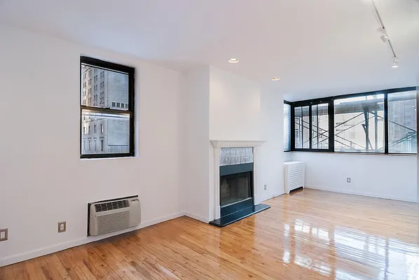 Rented by WAM Partners - William Moses Co. | media 69