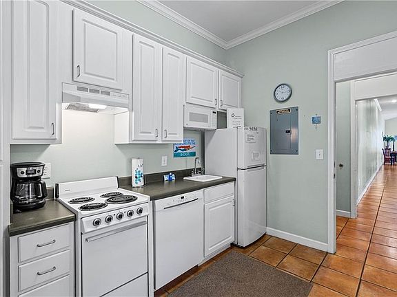 5th image of 1705 Bienville Blvd Unit 310