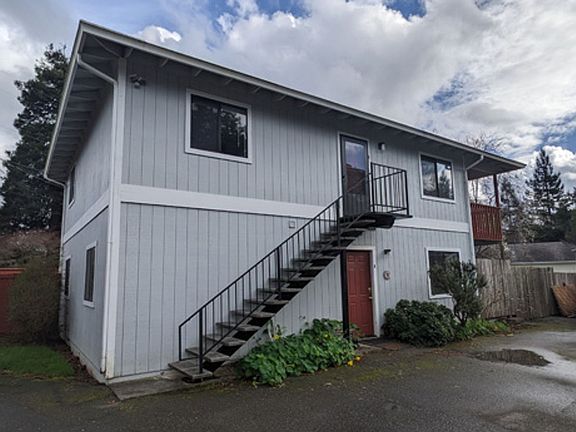 3rd image of 4064 V St #B