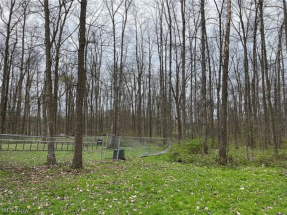 3rd image of 18724 Riverview Dr