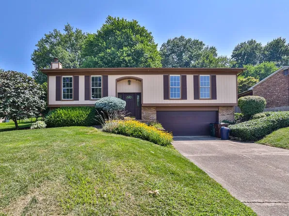 812 Eastland Dr, Villa Hills, KY 41017