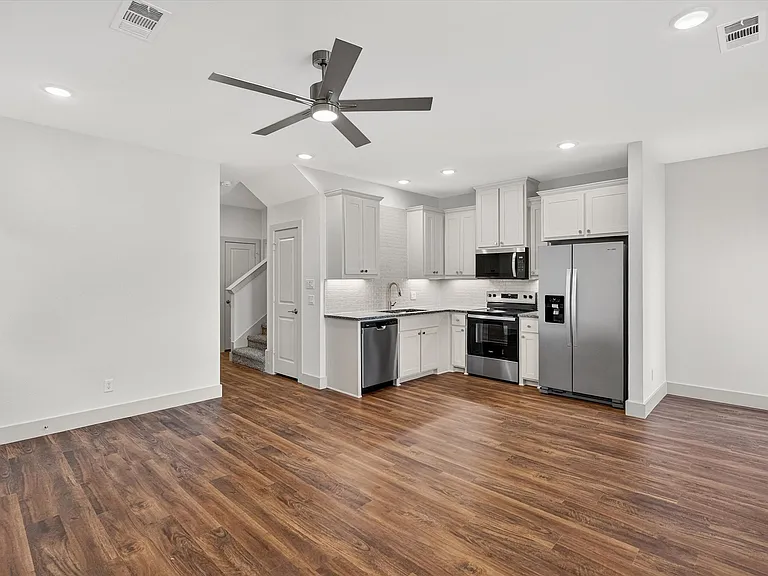 500 E Kimball St #1 — Photo 6