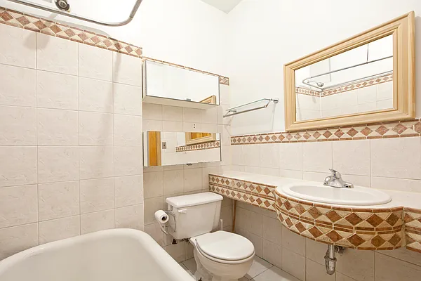 Rented by Douglas Elliman | media 19